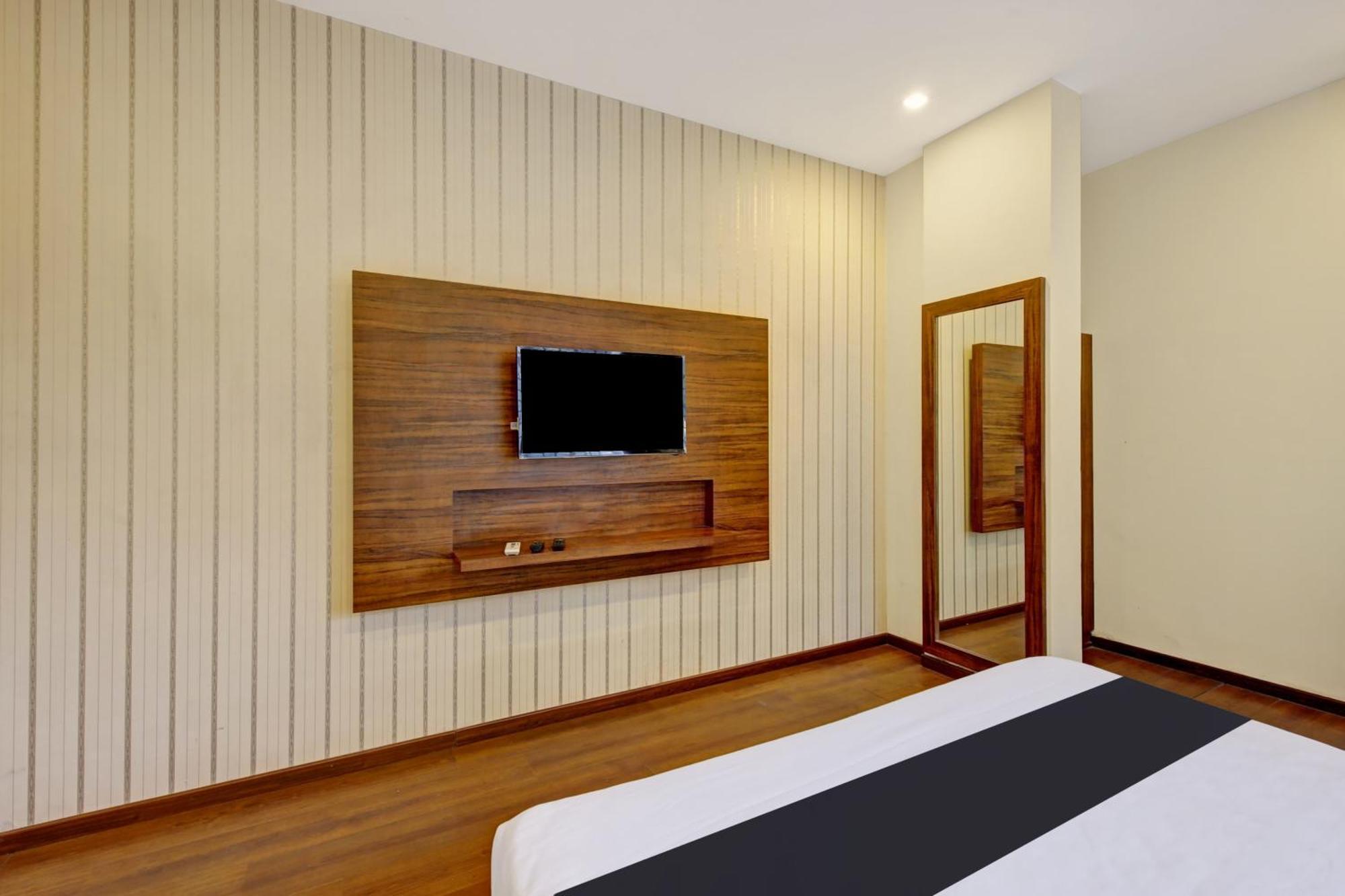 Hotel Passport Inn Yelahanka Exterior foto
